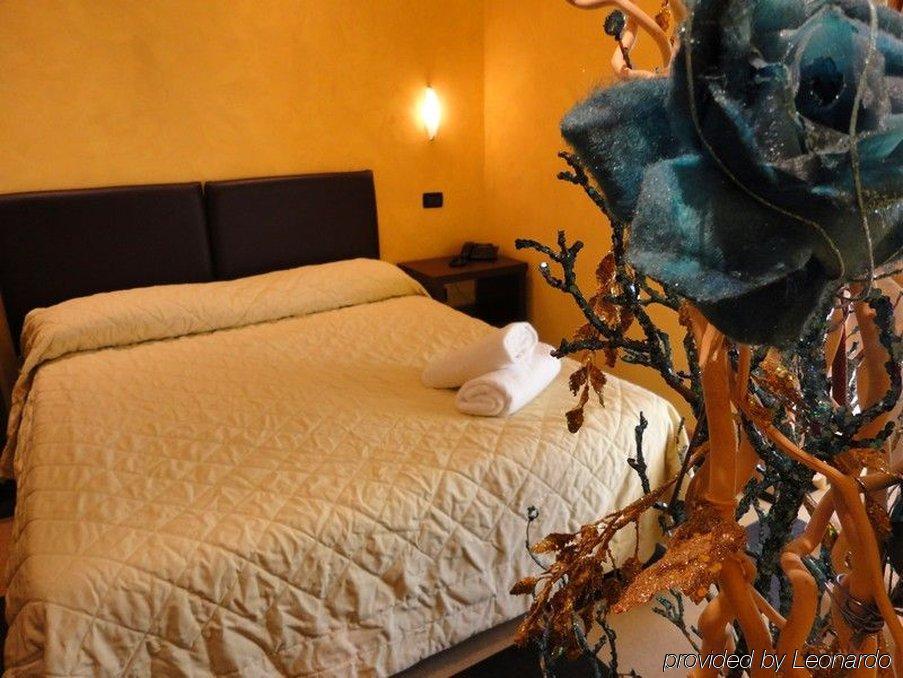 Memole Inn Санремо Номер фото
